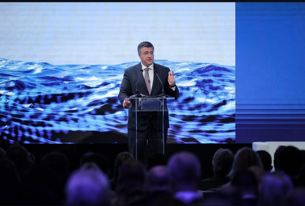 Η Κύπρος στο επίκεντρο της βιώσιμης ναυτιλίας – Παρέμβαση του Ευρωπαίου Επιτρόπου Απ. Τζιτζικώστα στο “Maritime Cyprus 2025”