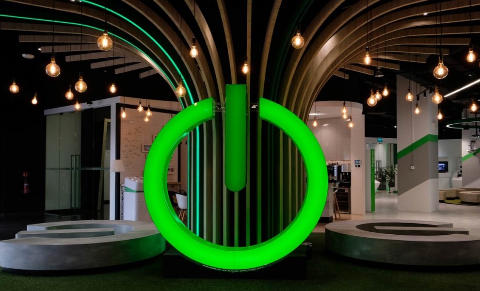 Schneider Electric: Τα «κλειστά» συστήματα αυτοματισμού κοστίζουν έως 7,5% των εσόδων και υπονομεύουν τη βιωσιμότητα