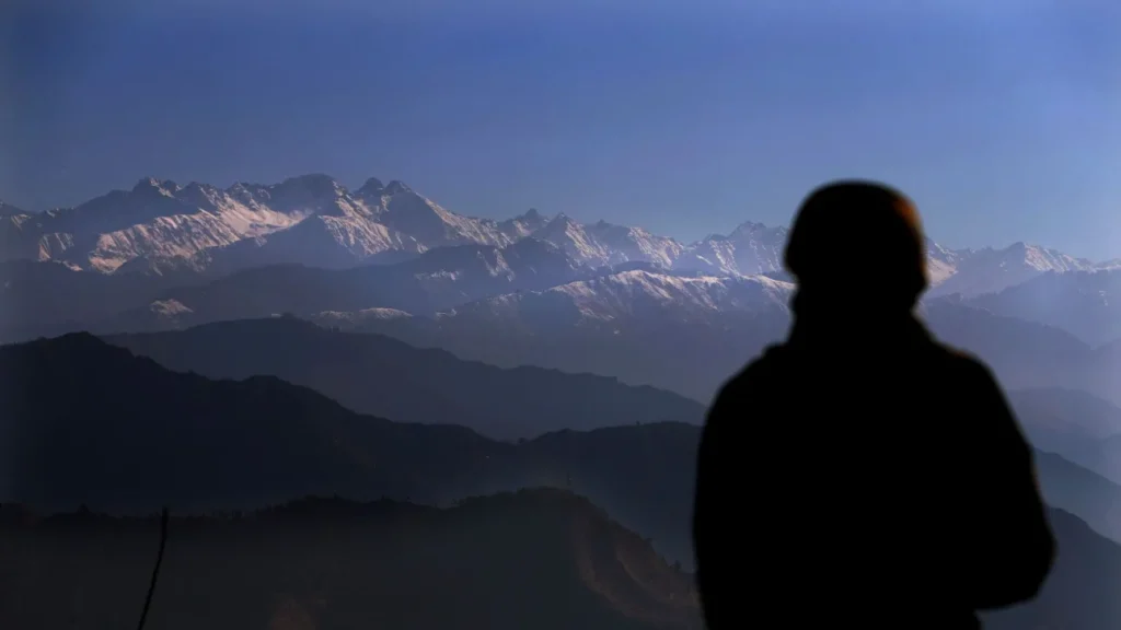 «Γυμνά» τα Ιμαλάια: Αντιμέτωπη με «ξηρασία χιονιού» η υψηλότερη οροσειρά της Γης